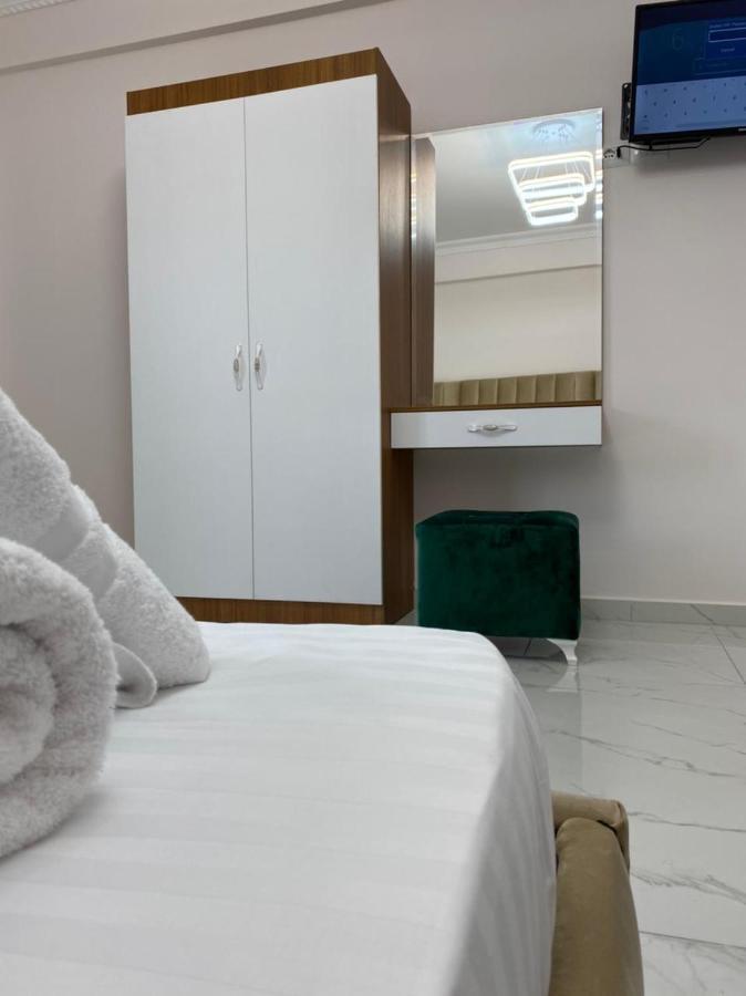 Golden Hill Ksamil Hotell Eksteriør bilde