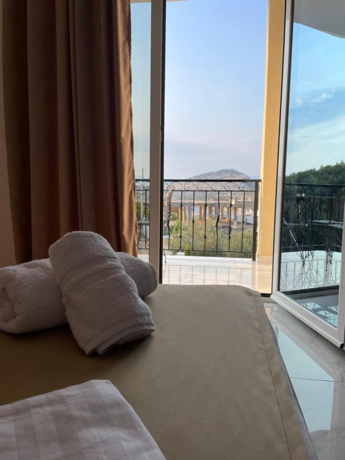 Golden Hill Ksamil Hotell Eksteriør bilde